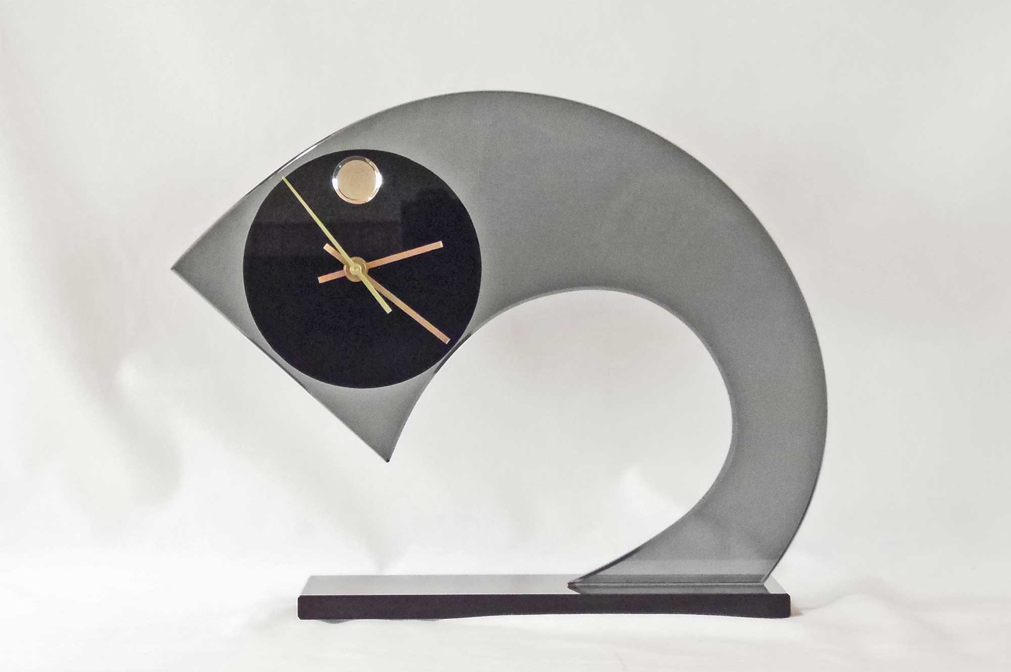 Curved Glass Clock